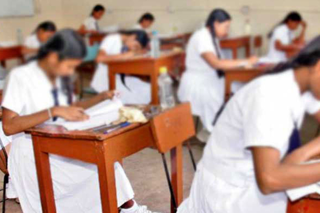  ආපදාවක් ඇති වුවහොත් ගත යුතු ක්‍රියාමාර්ග ගැන උසස් පෙළ සිසුන්ට දැනුම්දීමක්