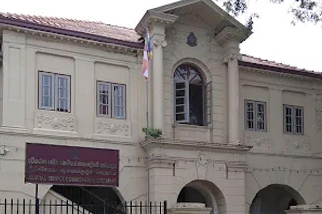 මහේස්ත්‍රාත්වරුන් පත් කිරීමේ  සුදුසුකම් සංශෝධනයට තීරණයක්