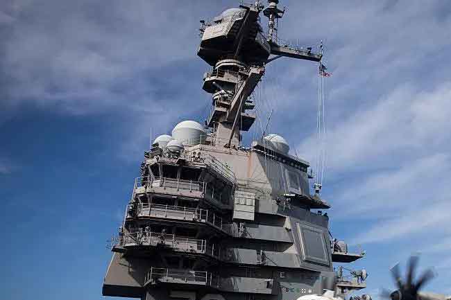 අමෙරිකානු ප්‍රහාරක නෞකා කැරබියන් දූපතට