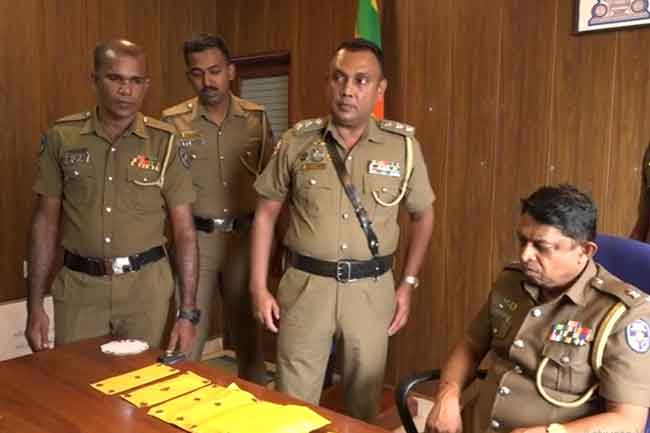 ලොකු පැටීගේ ගෝලයෝ දෙදෙනෙක් බඩුත් එක්ක මාට්ටු