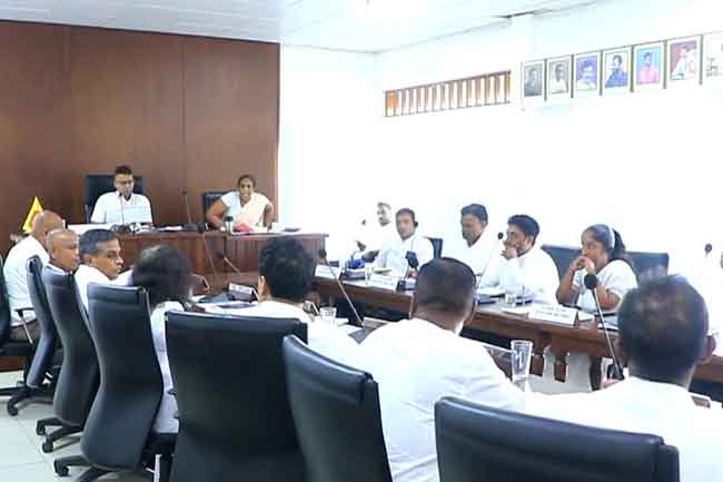 NPPය බලය හිමි දොඩංගොඩ ප්‍රා.ස. මංගල අයවැය පරදී