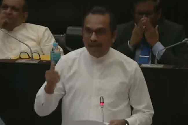 24 වැනිදා සිට ඕනෑම බැංකු කාඩ්පතකින්  බස්‍ ගාස්තු ගෙවිය හැකි ක්‍රමයක්