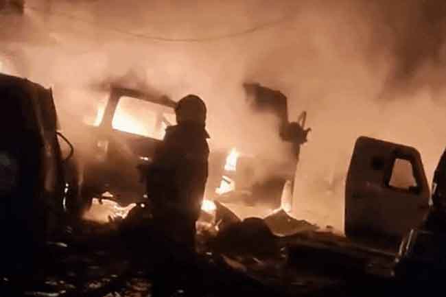 ඉන්දියාවේ පොලිස් ස්ථානයක පිපිරීමක්