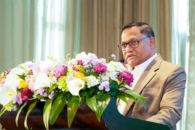 චිත්‍රපට නිෂ්පාදනයට මෙරටට පැමිණෙන්නැයි ඇමති විජිතගෙන් ඉන්දියාවට ආරාධනා