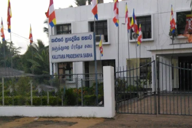 කළුතර ප්‍රා.ස අයවැයත්  මාලිමාව පරදියි