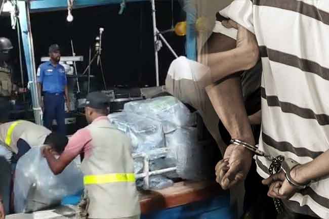 දකුණු මුහුදේ මත්ද්‍රව්‍ය හමුවූ සිද්ධියට සජබ හිටපු මන්ත්‍රීවරයෙකු අත්අඩංගුවට