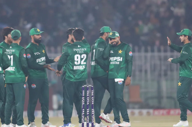 පාකිස්තානයට කඩුලු 7ක ජයක්