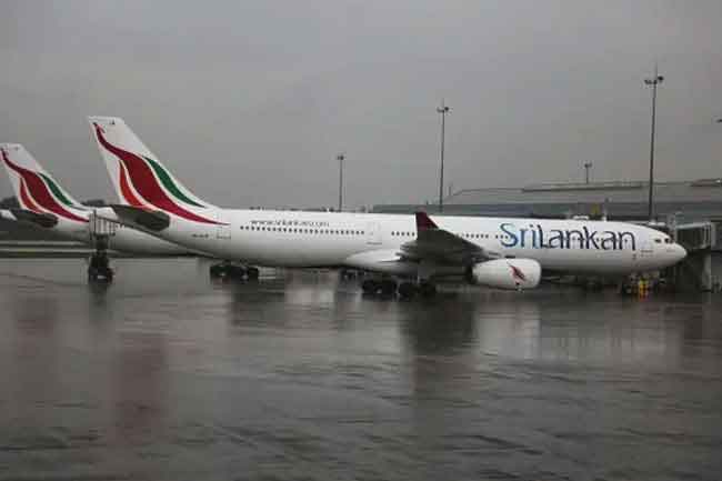 කටුනායකට ගොඩබැසීමට නොහැකි ගුවන්යානා ත්‍රිවෙන්ද්‍රම් සහ කොචින් වෙත හරවා යැවීමට තීරණයක්