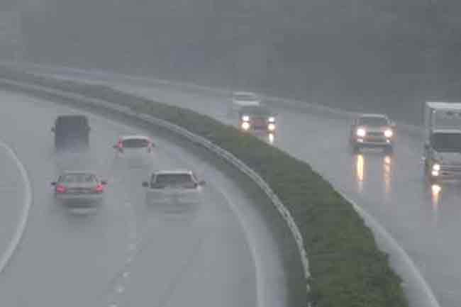 මේ මොහොතේ සිට අධිවේගී මාර්ගවල  ගමනාගමනය නොමිලේ