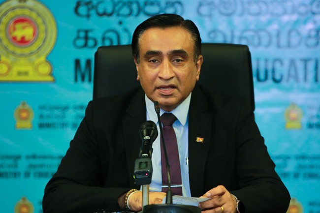 ''ආපදා ප්‍රදේශවල සිටින විශ්වවිද්‍යාල  නේවාසික සිසුන් සුරක්ෂිතයි''