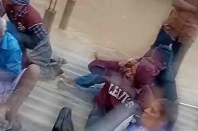 කලා ඔය බස් රථයේ සිරවී සිටි පිරිස බේරා ගැනීමට ත්‍රිවිධ හමුදා මෙහෙයුමක්