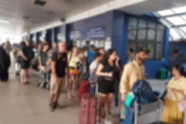 ගුවන්තොටුපොළ වෙත එන මගීන්ට විශේෂ නිවේදනයක්