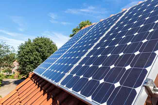 වහල මත සවිකර ඇති සූර්ය පැනල ක්‍රියා විරහිත කරන්නැයි ඉල්ලීමක්