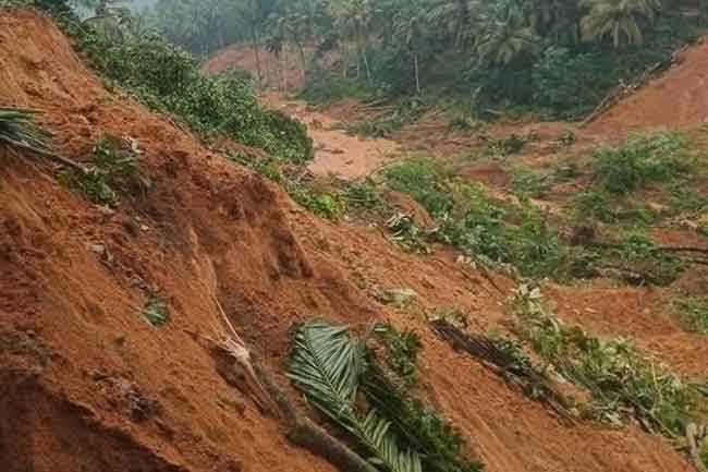 දිස්ත්‍රික්ක 6කට තවදුරටත් නායයෑම් රතු නිවේදන