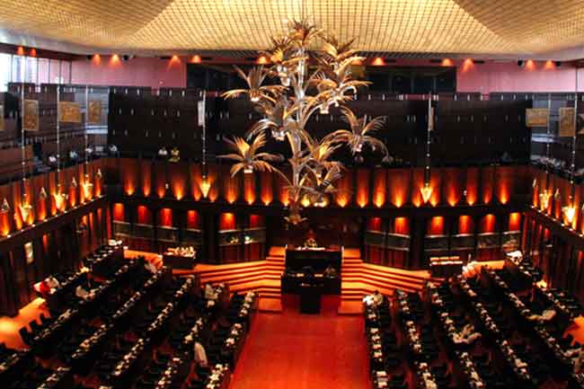 විපතට පත්වූවන්ට කඩිනම් සහන සැලසීමට පරිපූරක ඇස්තමේන්තුවක්