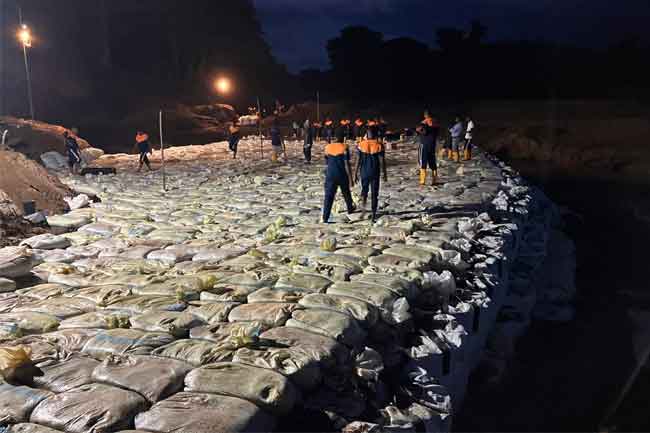 ඇලහැර අමුණ ප්‍රතිසංස්කරණය කිරීම් තවදුරටත්