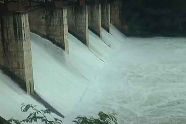 ප්‍රධාන ජලාශ රැසක් තවදුරටත් වාන් දමයි