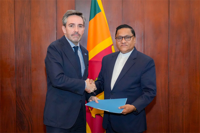 ශ්‍රී ලංකාව යළි ගොඩනැගීමට එක්සත් ජාතීන්ගේ පූර්ණ සහාය