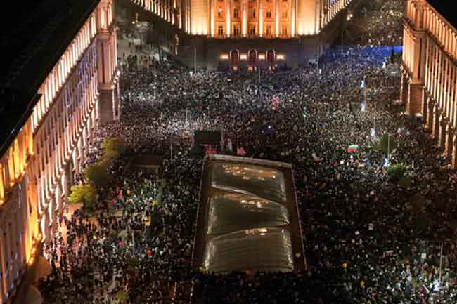 විරෝධතාවලින් පසු බල්ගේරියානු රජය ඉල්ලා අස්වෙයි