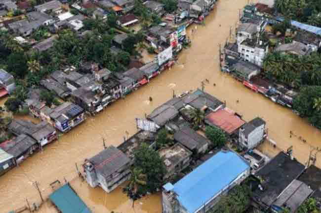 ආපදාවෙන් බලපෑමට ලක්වූ  කර්මාන්ත 13,000 ඉක්මවයි