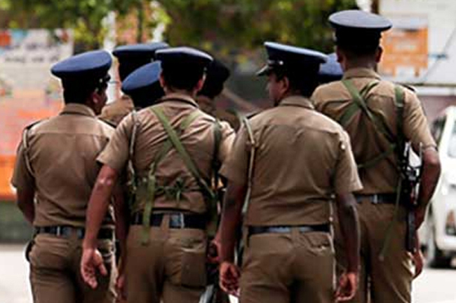 දිවයින පුරා සිදු කළ මෙහෙයුම්වලින් පුද්ගලයින් 590ක් අත්අඩංගුවට