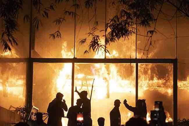 බංග්ලාදේශයේ විරෝධතා මැද හින්දු ජාතිකයෙකු ඝාතනය කෙරේ