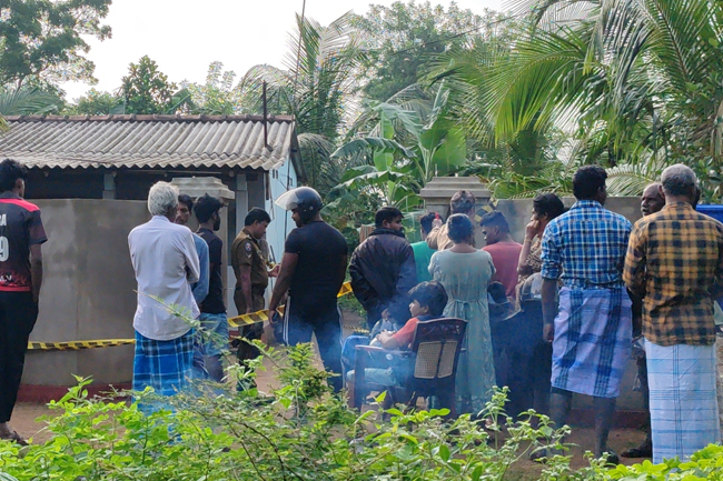 ස්වාමිපුරුෂයා විසින් බිරිඳව ඝාතනය කරලා