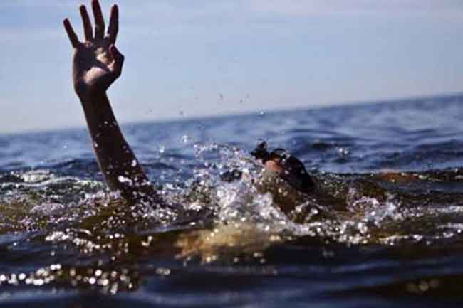 හික්කඩුව මුහුදේ ගිලී බෙලරූස් ජාතිකයෙකු මරුට