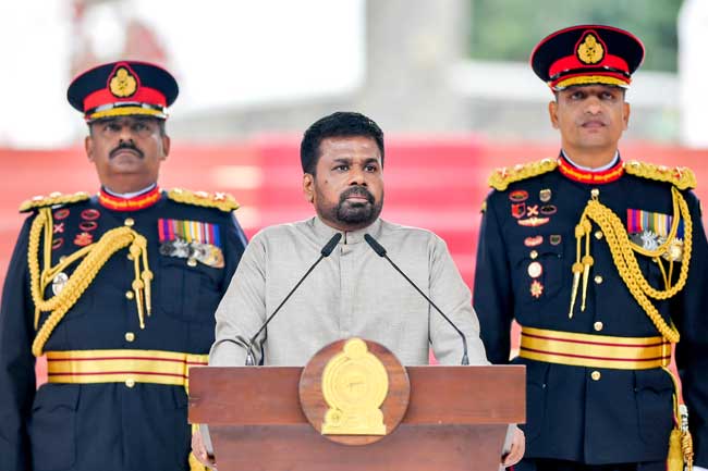 යුද හමුදාව රට සහ ජනතාව වෙනුවෙන් ඉටු කරන මෙහෙය ප්‍රශංසනීයයි - ජනපති