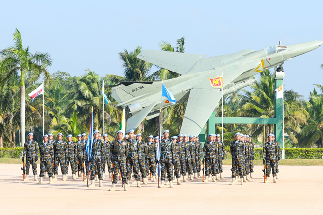 එක්සත් ජාතීන්ගේ සාම සාධක මෙහෙයුම් සඳහා පිටත්ව යන ගුවන් හමුදා සාමාජිකයන්