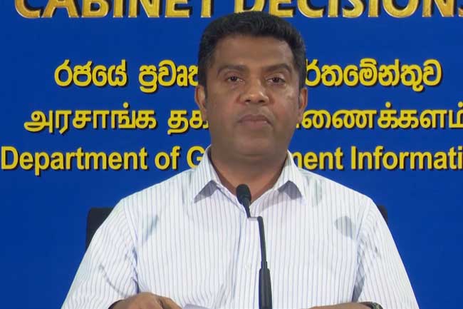 ව්‍යවස්ථාදායක සභාව සීමාව ඉක්මවා ගිහින් - ඇමති නලින්ද