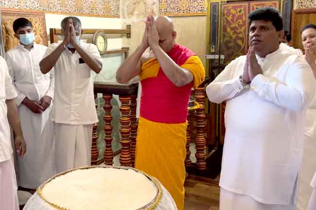 දළදා මාළිගාවේ වාර්ෂිකව පැවැත්වෙන අලුත් සහල් මංගල්‍යය