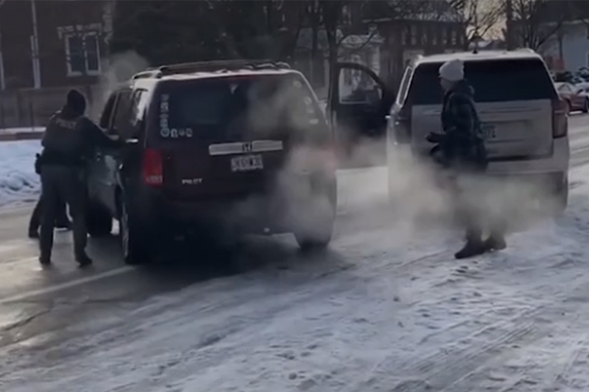 අමෙරිකාවේ වෙඩි තැබීමක්