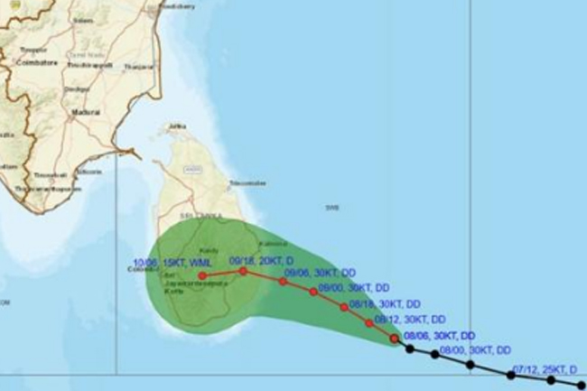 පීඩන අවපාතය පොතුවිල් සිට  කිලෝමීටර් 230ක් දුරින්