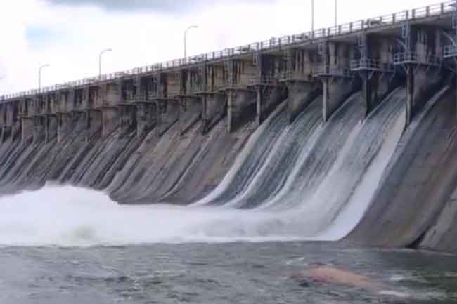 ගතවූ පැය 24 තුළ වැඩිම වැස්ස අම්පාරට