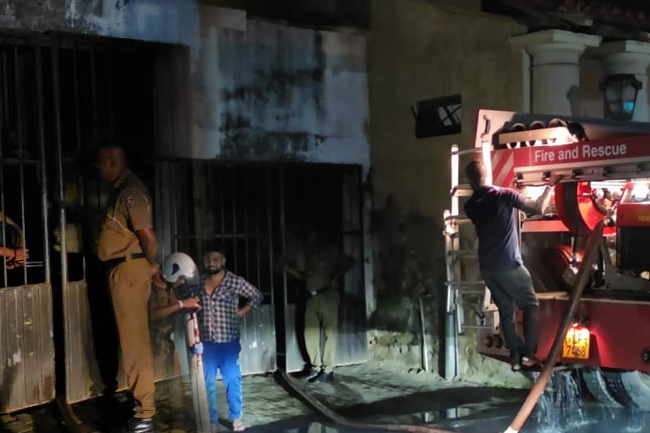 ගාල්ල අධිකරණ භූමියේ ගින්නක් 