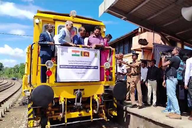 උතුරු දුම්රිය මාර්ගයේ ප්‍රතිසංස්කරණය කටයුතු අරඹයි