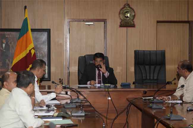 වැටුප් හා විශ්‍රාම වැටුප් කොමිෂන් සභාව පිහිටුවීම කඩිනම් කරයි