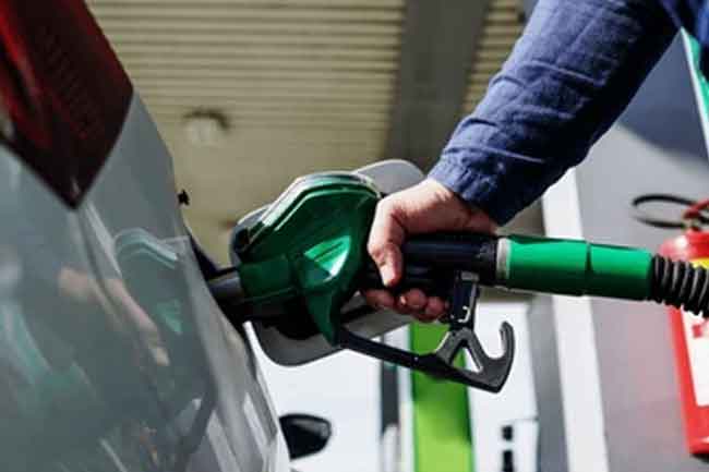 ඉන්ධන සැඟවූ බේරුවල ප්‍රදේශයේ පිරවුම්හලක් වටලයි