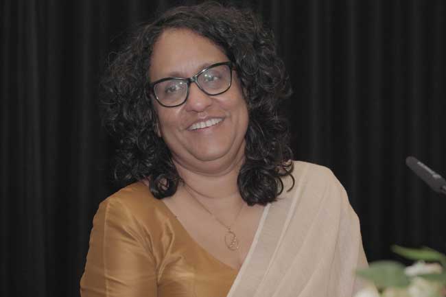 අධ්‍යාපන ප්‍රතිසංස්කරණ නතර කරන්නේ නැහැ - අග්‍රාමාත්‍ය හරිනි අමරසූරිය