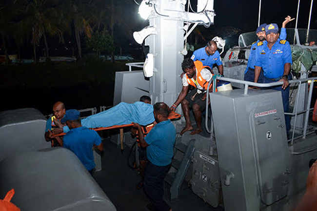 දියඹේදී අසාධ්‍ය වූ ධීවරයෙකුගේ දිවි බෙරා ගන්න නාවික හමුදාවේ සහාය