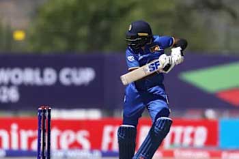 අයර්ලන්තයට ලකුණු 268ක ඉලක්කයක්