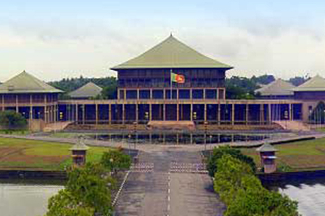 අස්වැසුම යෝජනා ක්‍රමය ගැන  පාර්ලිමේන්තු විවාදය අද