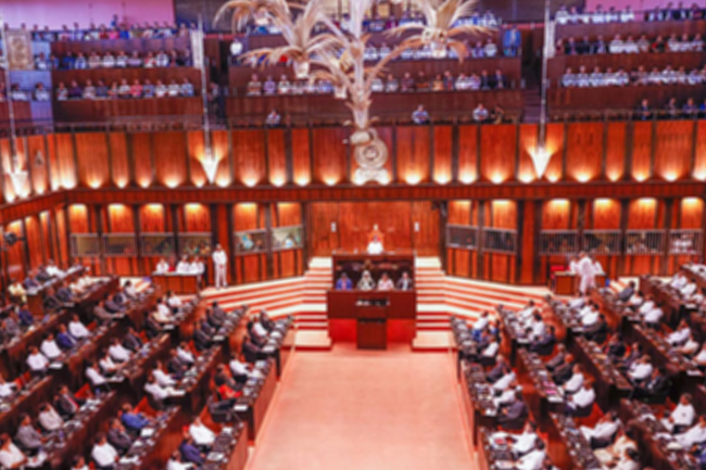 පාර්ලිමේන්තු සභාවාරය ඇරඹෙයි