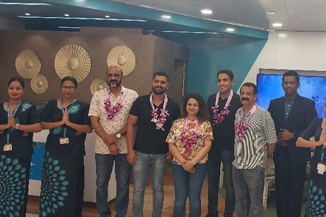 ඉන්දීය විශේෂඥ වෛද්‍යවරුන්  පිරිසක් මෙරටට