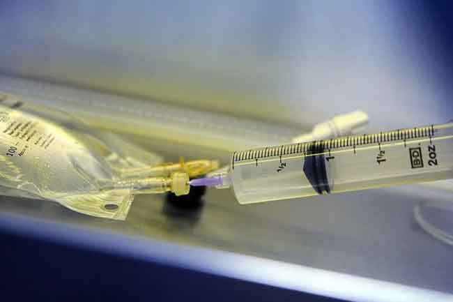 දස දෙනෙකු ඝාතනය කළ හෙදිය තවත් මරණ 100කට සම්බන්ධ බවට සැකයක්..!