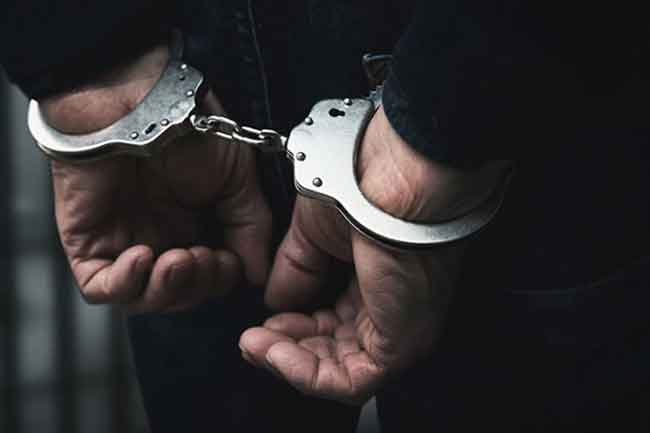 T56 ගිනිඅවියක් සමග කාර් රථය දමා පලාගිය සැකකරු මසකට පසු කොටුවෙයි