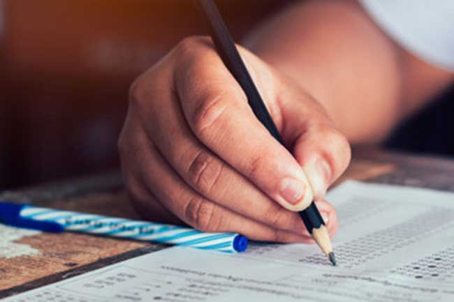 කතෝලික දහම් පාසල් අවසාන විභාගයට පෙනීසිටි සිසුන්ට විශේෂ නිවේදනයක්