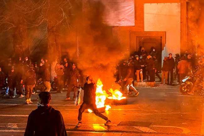 ඉරානයේ රාජ්‍ය විරෝධී උද්ඝෝෂණවලදී මියගිය ගණන 6000 ඉක්මවයි