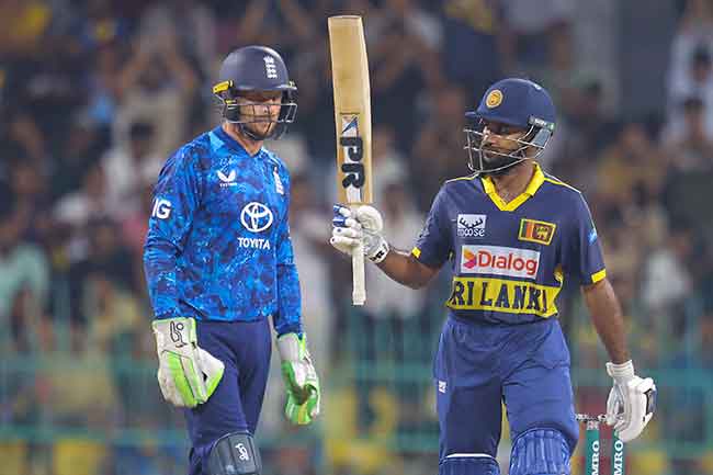 ශ්‍රී ලංකාව එක්දින ශ්‍රේණිගත කිරීම්වල පහතට